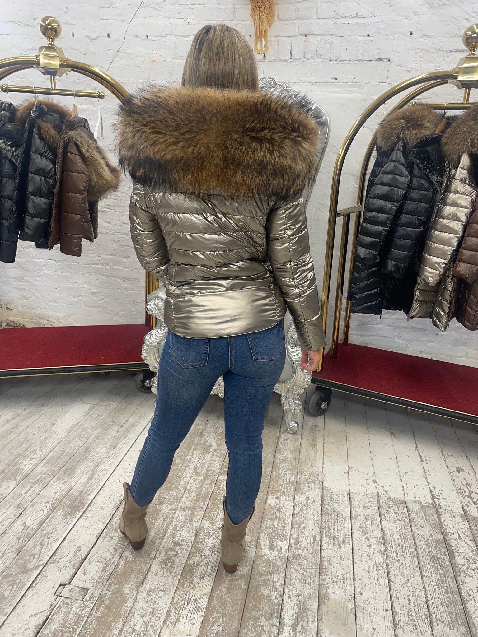 Laura Jane Paris luxury Puffer Coat ‘ Val d’isere ‘  Short gold with natural