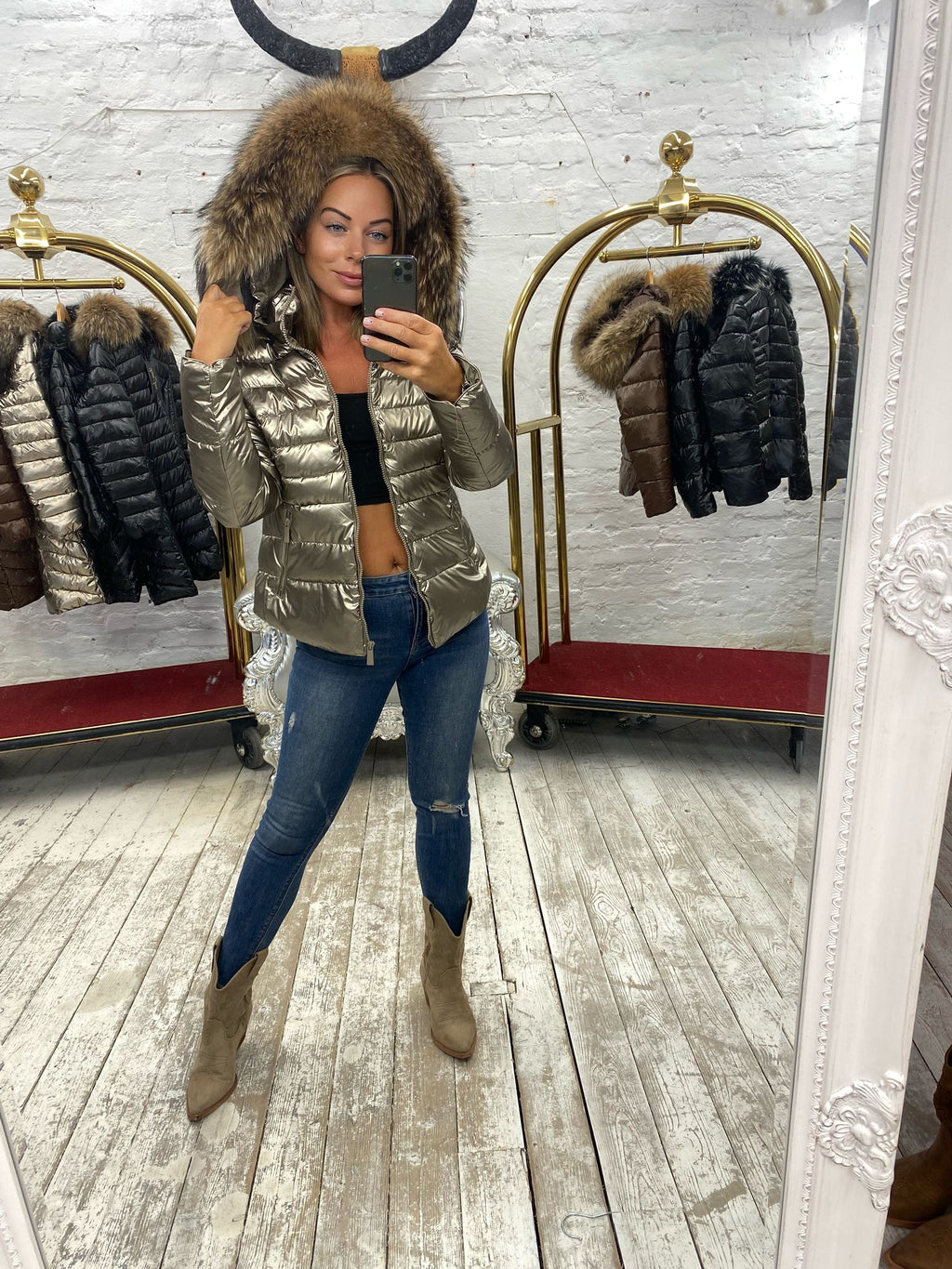 Laura Jane Paris luxury Puffer Coat ‘ Val d’isere ‘  Short gold with natural